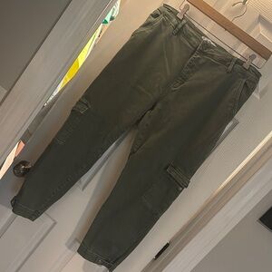 Mica green cargo pants 14W